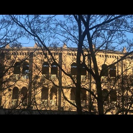 Duerme Junto A La Plaza De Toros De Granada. Apartment Екстериор снимка